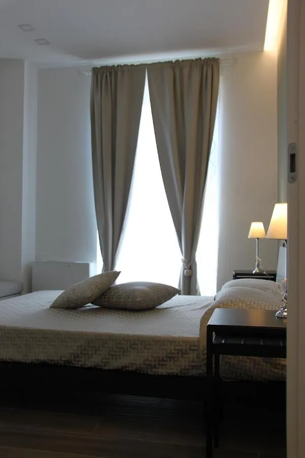 Calla, Calluna & Gardenia Apartments Verona 0*,