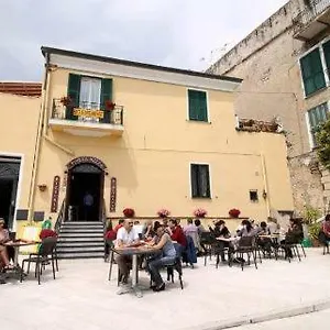  Appartamento Rocchetta Italia